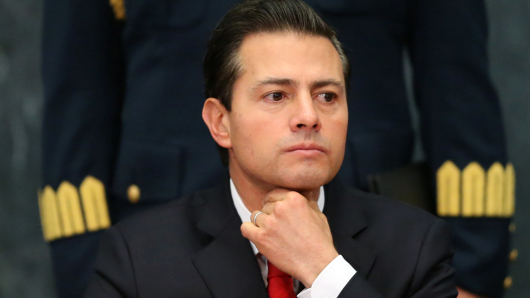 Peña Nieto se niega a dar su declaración patrimonial completa