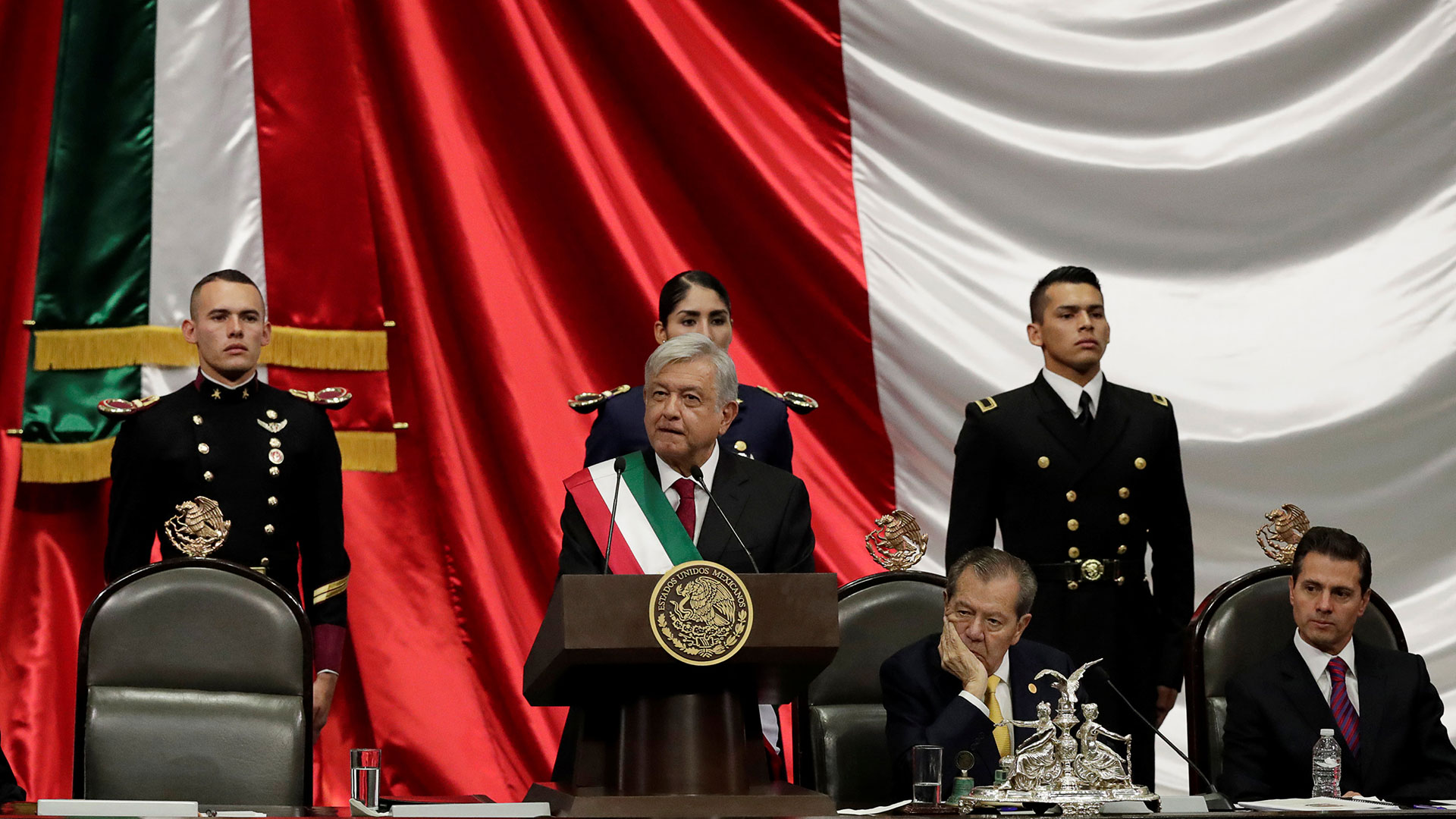 Durante su discurso, López Obrador llamó a EEUU y Canadá a ir más allá del T-MEC. (Foto: Reuters)