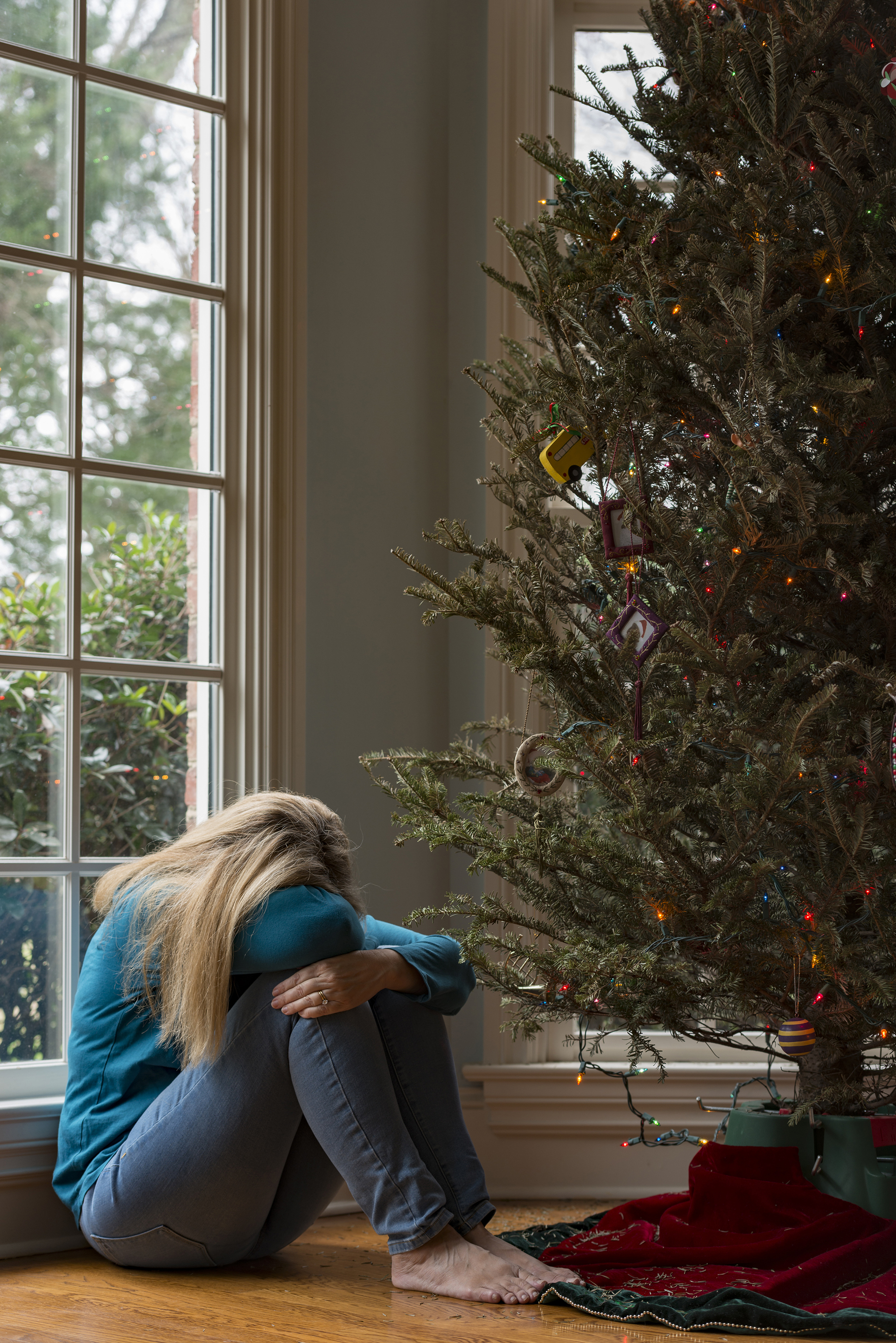 ¿Te sientes triste en Navidad? No eres la única