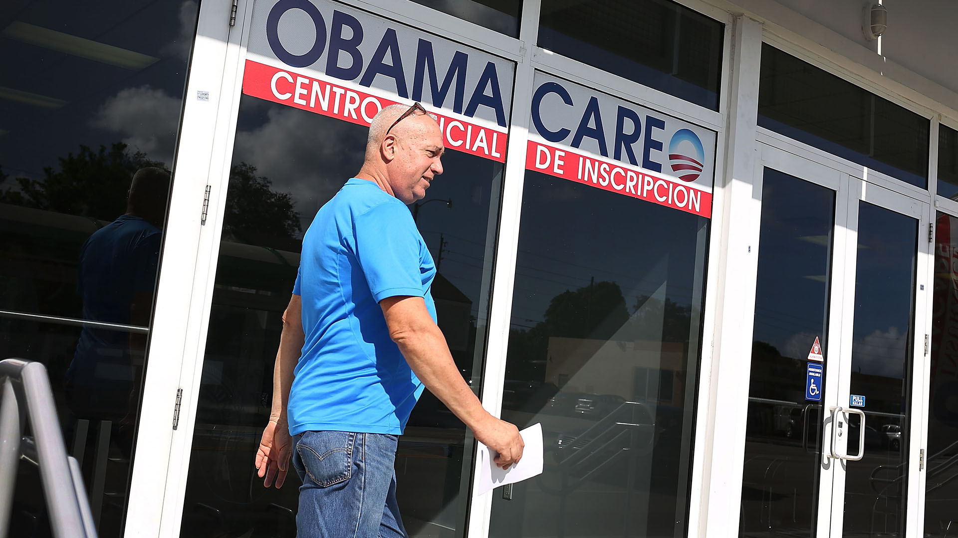 Un juez federal en Texas declaró inconstitucional Obamacare