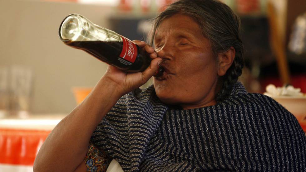 ¿Coca-Cola usaba huachicol para cubrir sus operaciones de logística?