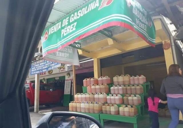 Posible desabasto en gasolineras es porque compraban huachicol