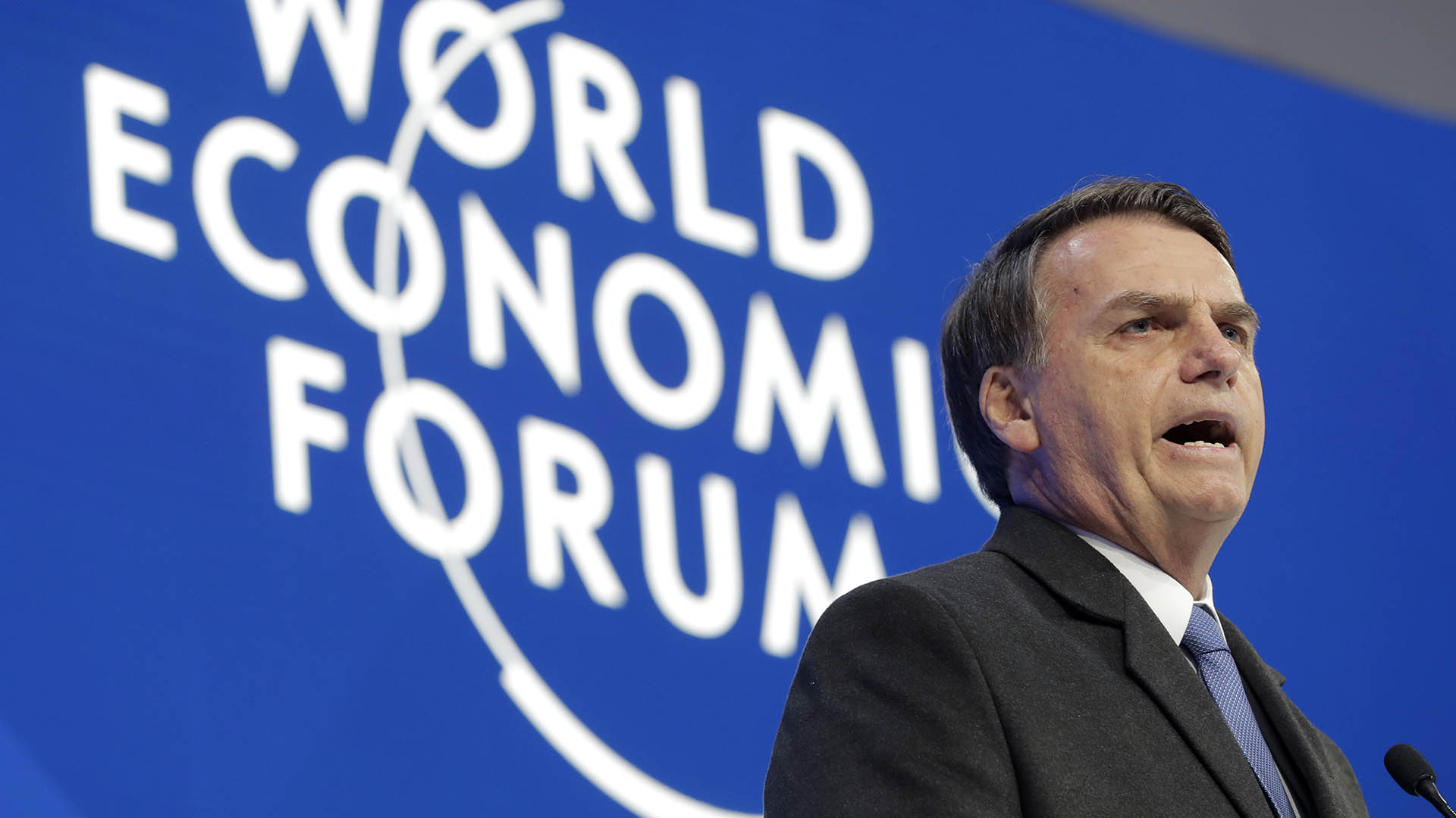 Jair Bolsonaro en Davos (AP)