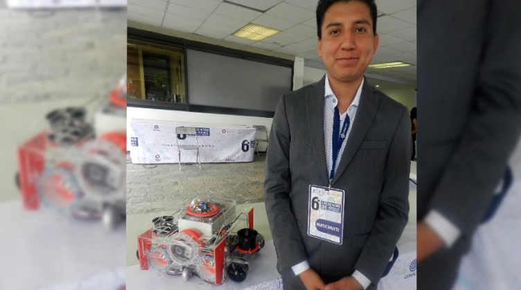 Alumno de la Universidad de Puebla crea robot submarino para medir contaminación