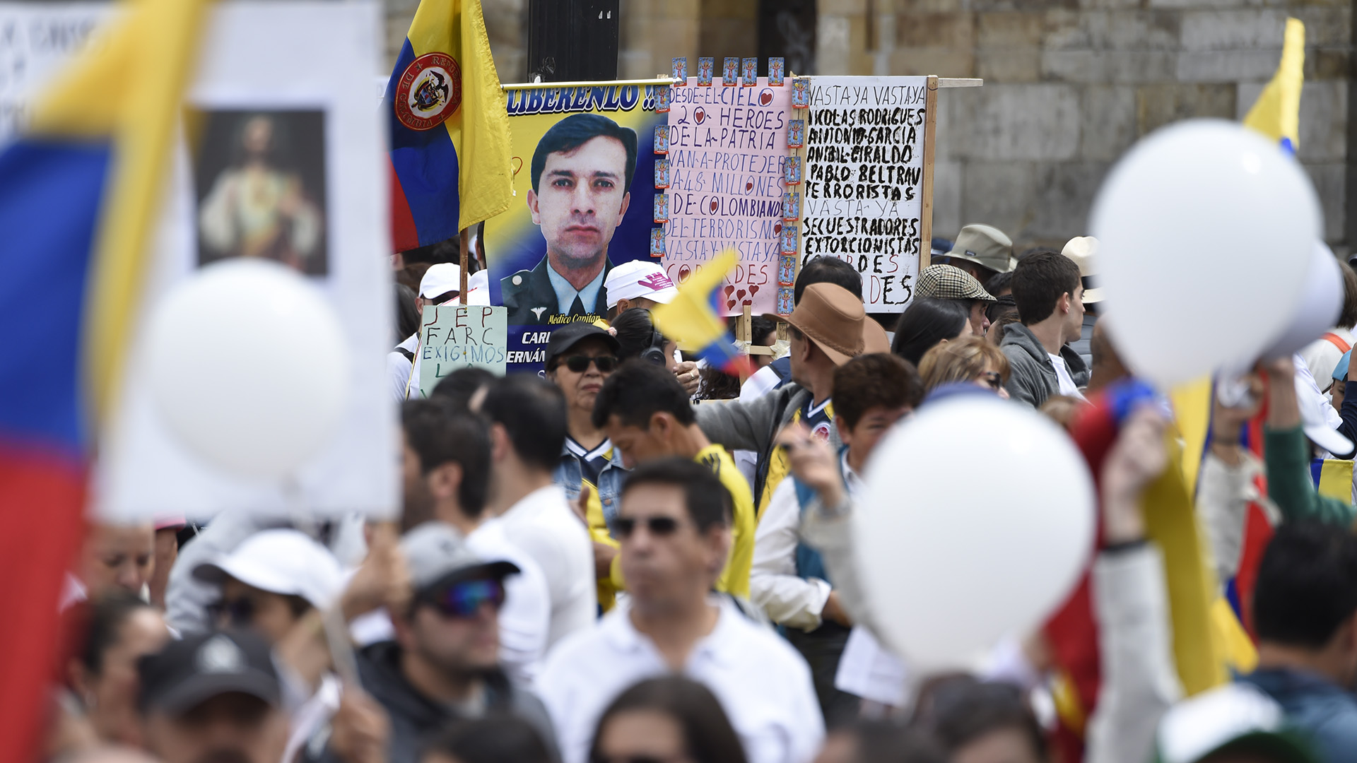 El gobierno de Colombia responsabilizó al ELN del atentado perpetrado en Bogotá (Photo by JUAN BARRETO / AFP)