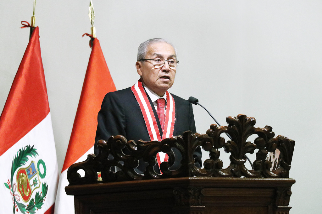 Pedro Gonzalo Chavarry Vallejos durante la ceremonia de juramentación como Fiscal de Perú para el periodo 2018 – 2021 (Flickr/Ministerio Público – Fiscalía de la Nación)