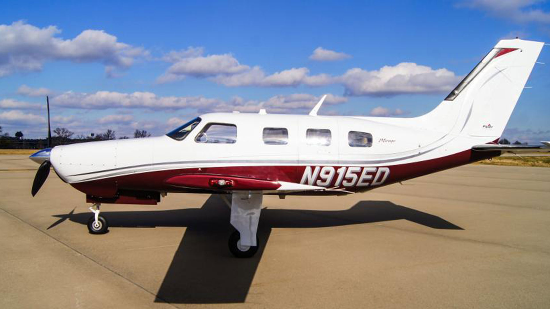 Sala y el piloto viajaban en un avión monomotor Piper Malibu similar a este