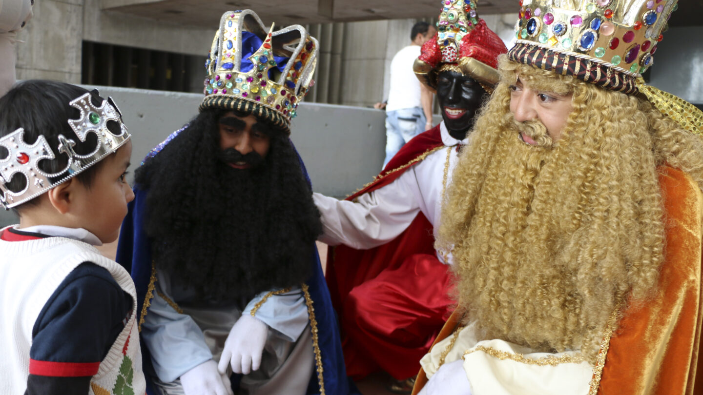 Por qué los Reyes Magos piden a los niños que no manden sus cartas con globos este año |