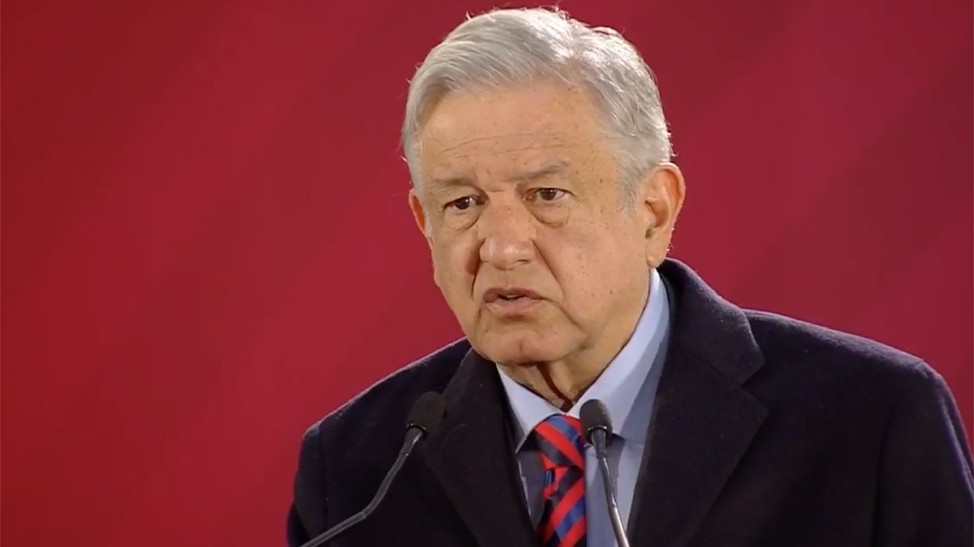 La furia de López Obrador: "Pemex y el gobierno estuvieron secuestrados por una pandilla de rufianes y corruptos"