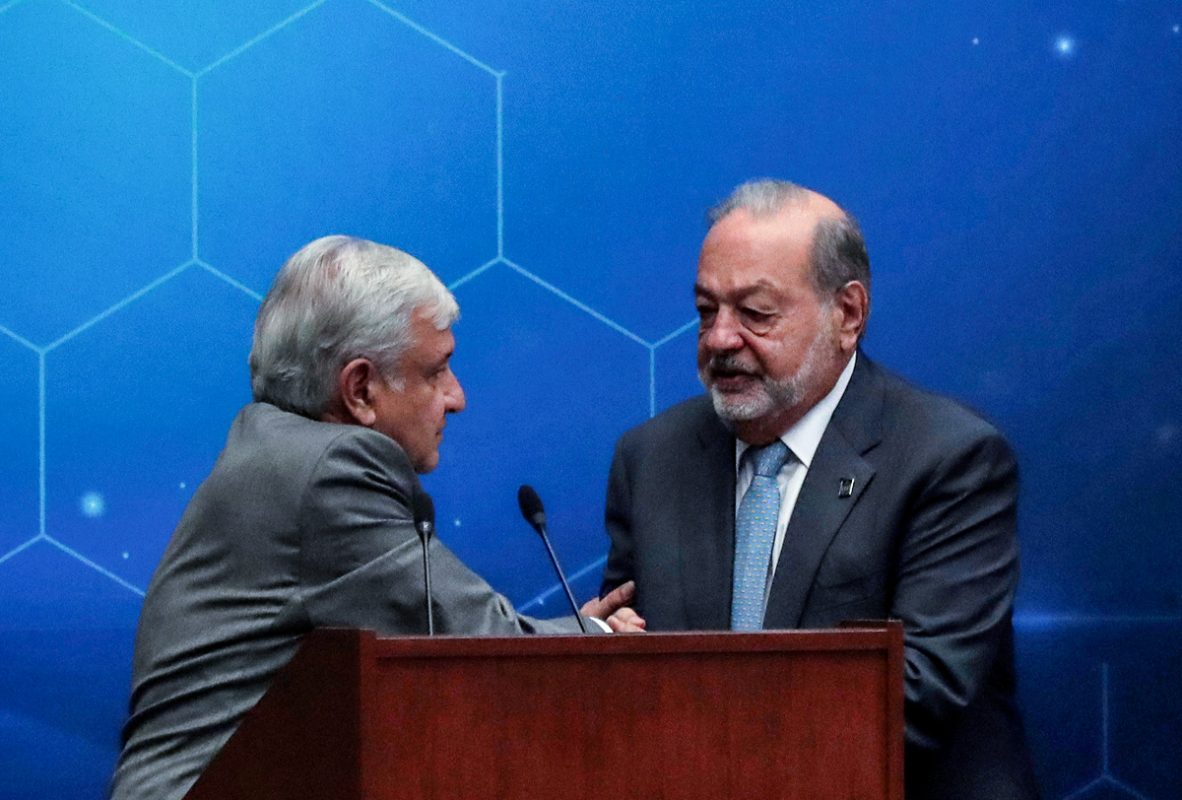 AMLO critico dura e indirectamente a Carlos Slim por rezago tecnológico en el país