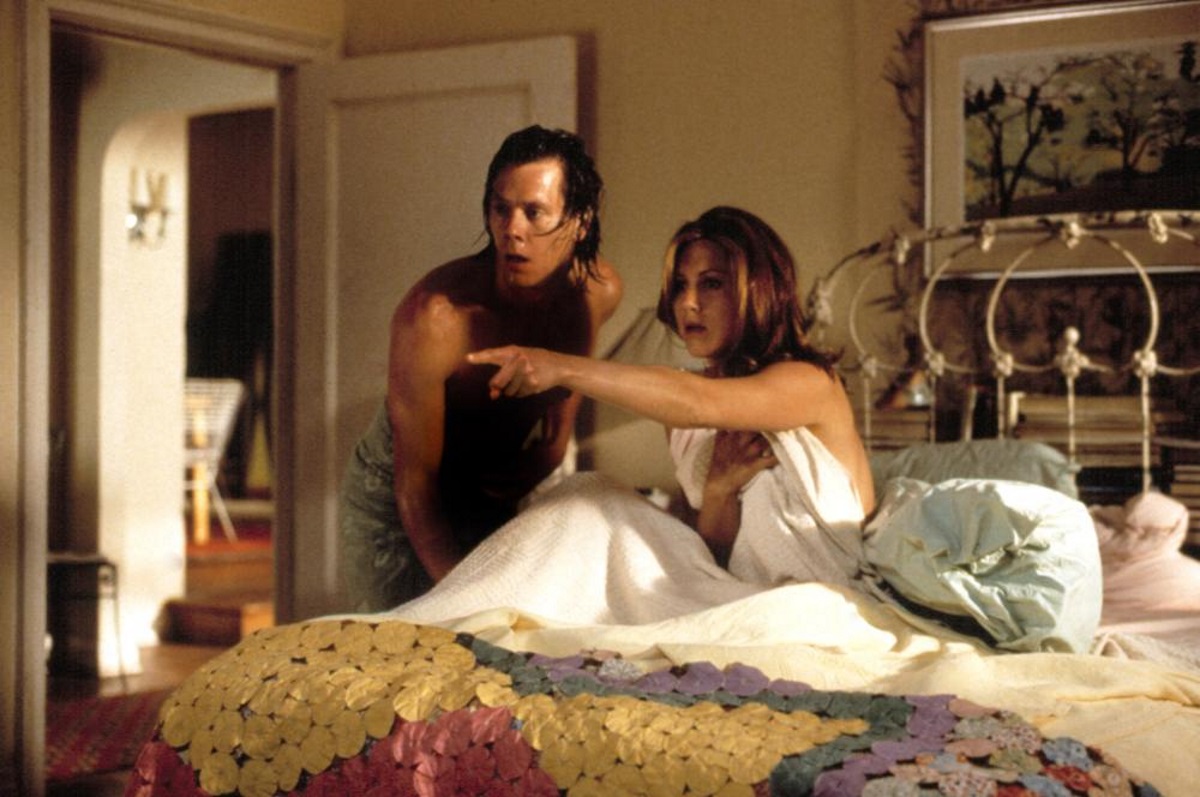 Jennifer Aniston con Kevin Bacon en una escena de la comedia romántica “Picture Perfect”