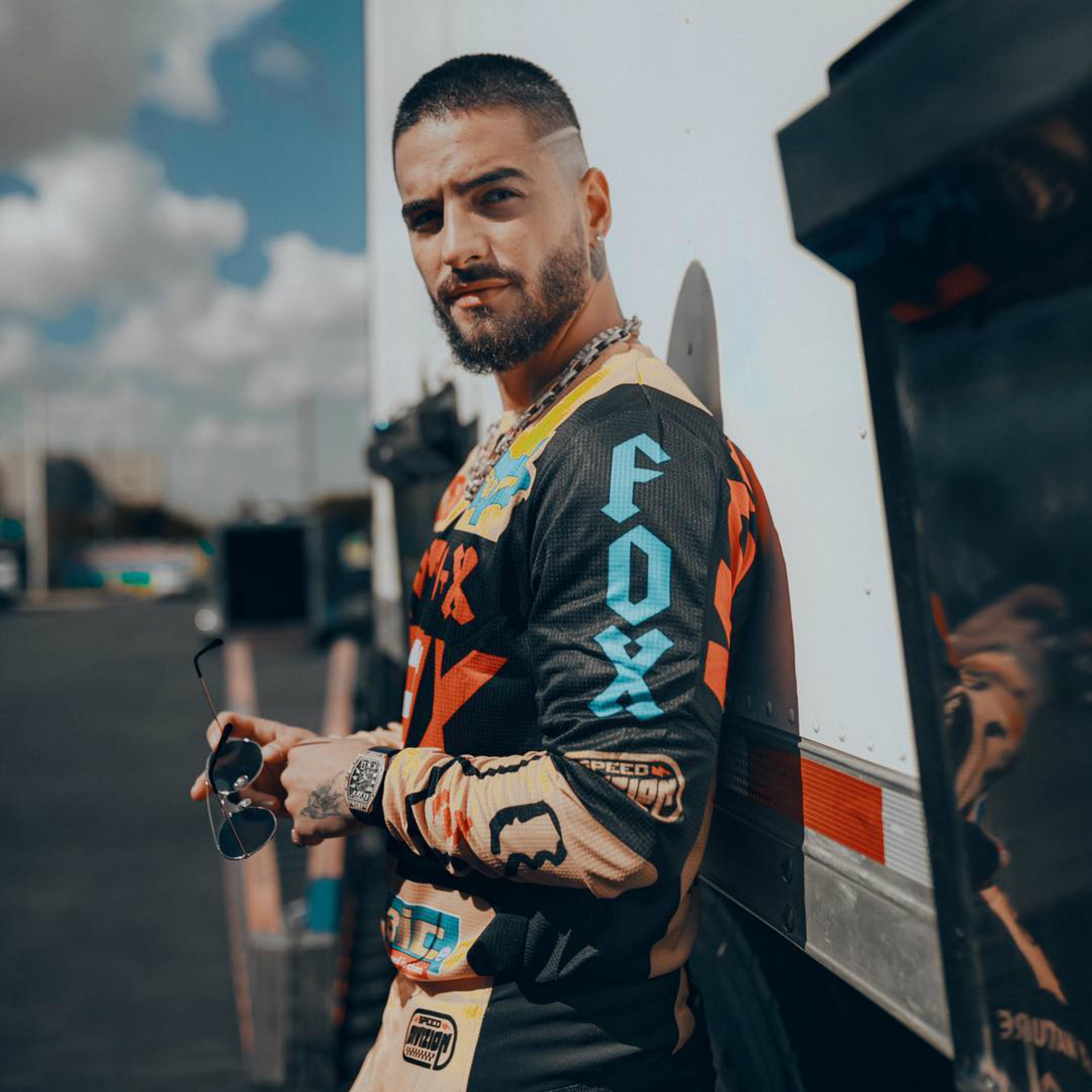 El nuevo look de Maluma (Instagram)