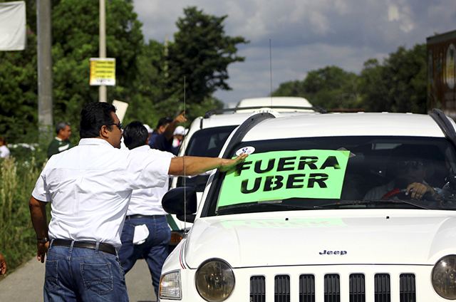 Taxistas protestan duro hoy en CDMX contra UBER y CABIFY