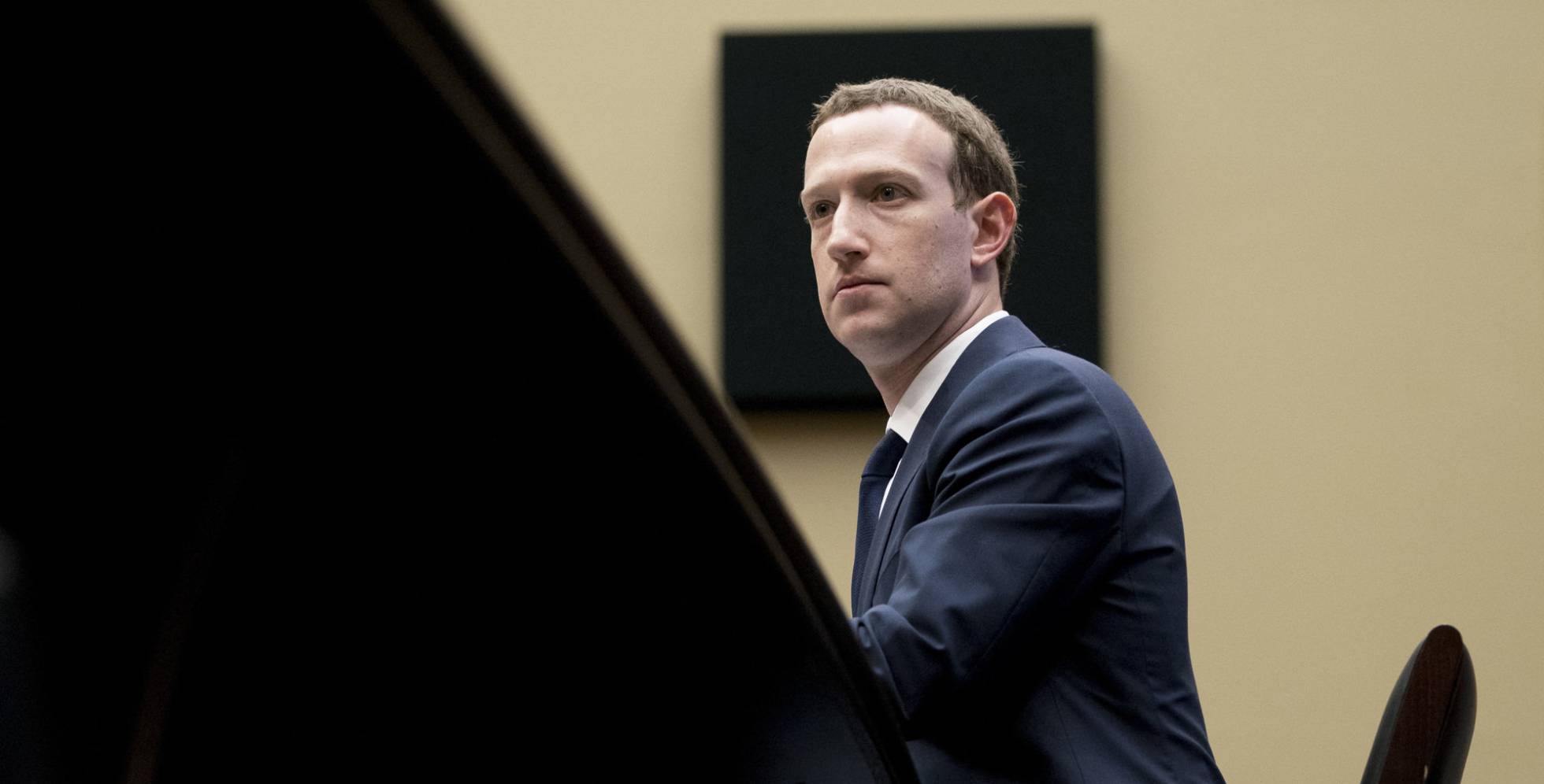 Facebook bajo investigación criminal otra vez tras ‘apagon’