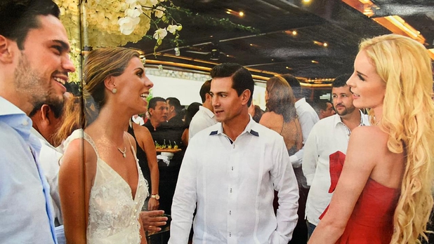 Así se calienta Enrique Peña Nieto con Tania Ruiz en Acapulco