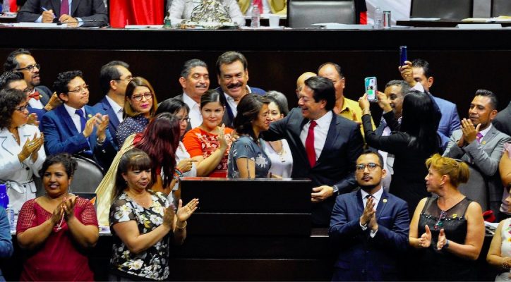 DIPUTADOS APRUEBAN NUEVA REFORMA EDUCATIVA; VA AL SENADO