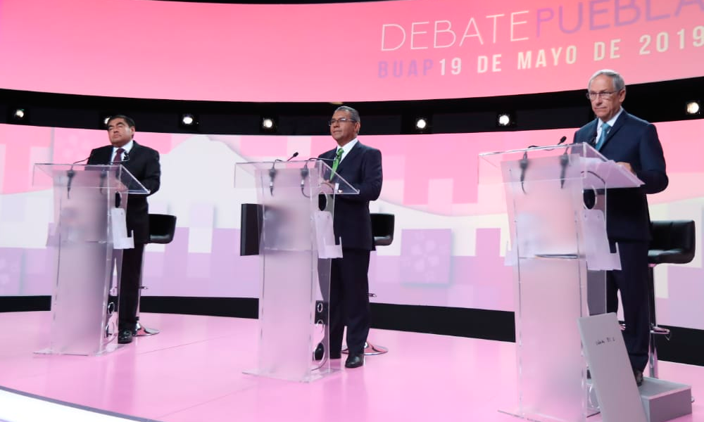 Barbosa traicionó al PRI, al PRD y a López Obrador: Primer debate en Puebla