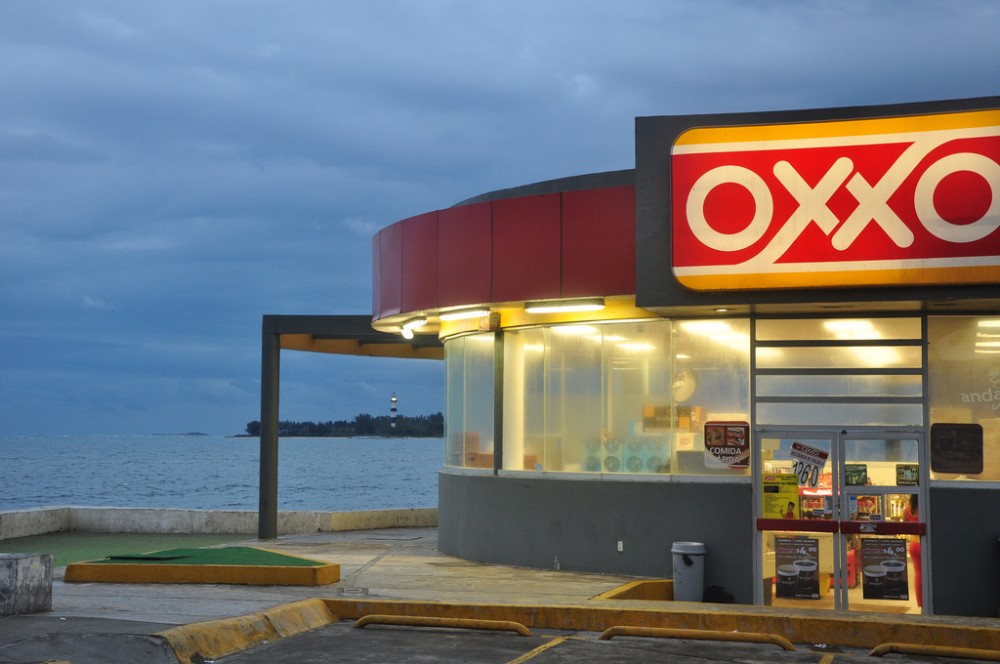 Renuncia Oxxo a las bolsas de plástico ¿EN DONDE?