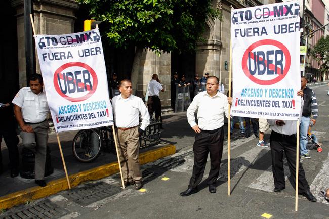 ¿A que se debe el mega bloqueo de taxistas para mañana 3 de junio?