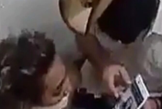 Escorts son torturadas, golpeadas y rapadas por el CJNG, el cartel amenaza que ya hay plaza en Queretaro | Vídeo