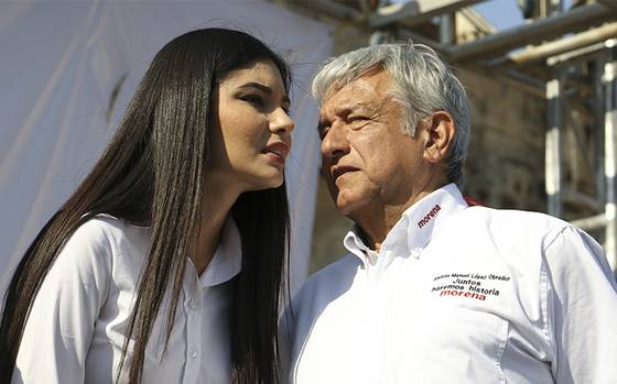 Acosan a Diputada que relacionaron con AMLO; un hombre la seguía