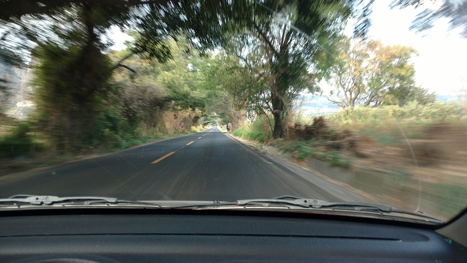 Desde choques y asaltos con violencia, estas son las carreteras más peligrosas de México