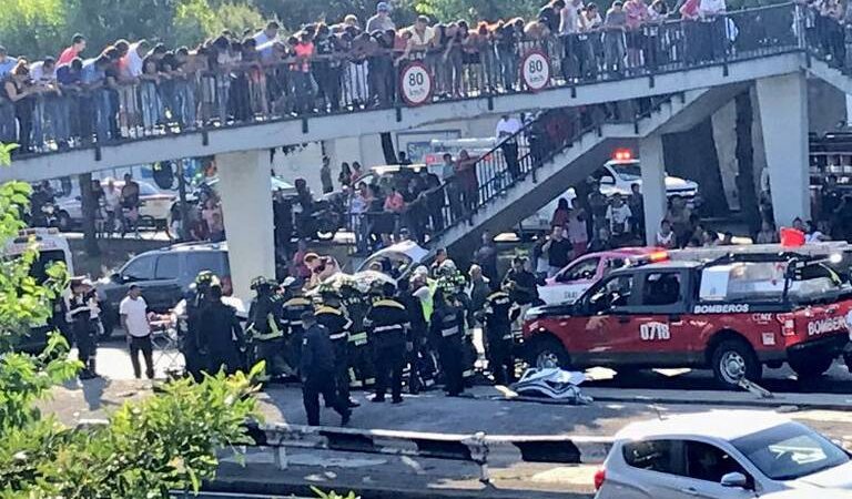 Dos descabezados en Viaducto este día y dos menores heridos