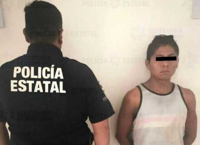 Detenido en Ecatepec por llevar a una mujer secuestrada en su camioneta