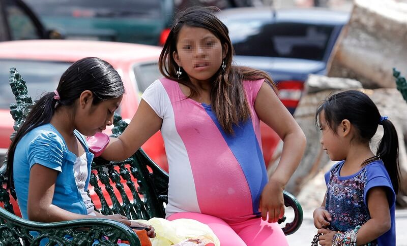 En México hay niñas que son obligadas a ser madres