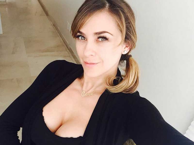 Estos son los escotes de Aracely Arambula en Instagram