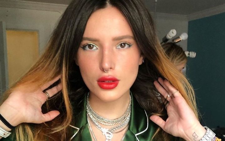 Bella Thorne en un mar de lágrimas después de saber el compromiso de su ex