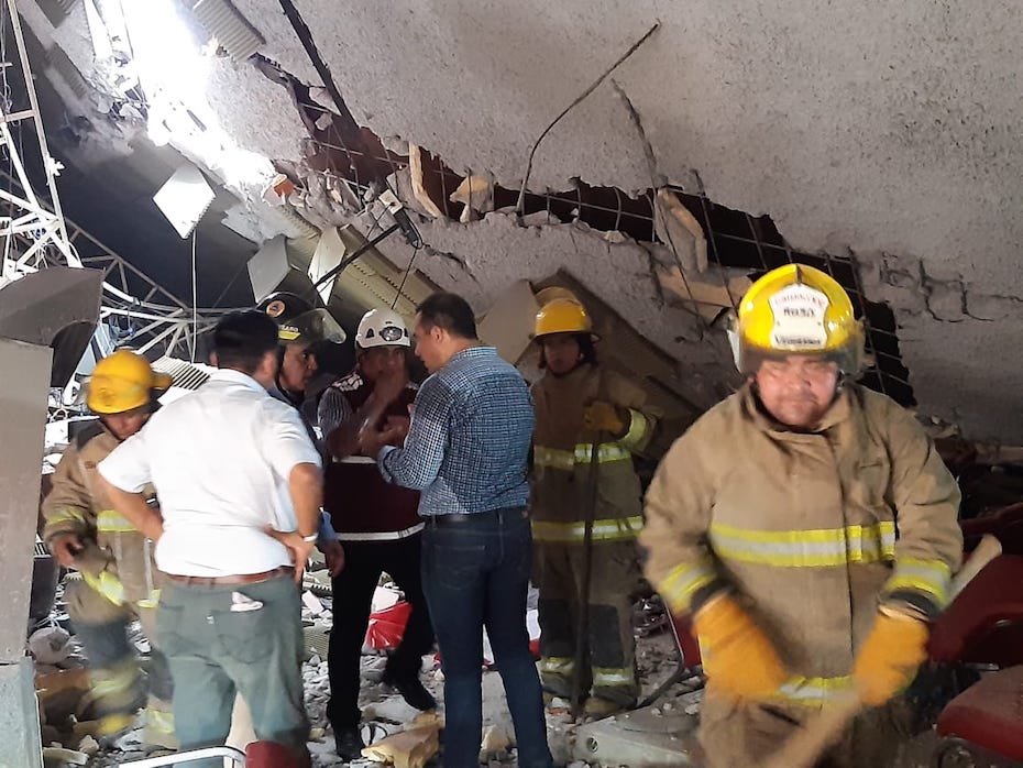 Colapsa techo de templo cristiano de Villahermosa, Tabasco; hay 18 lesionados | Vídeo