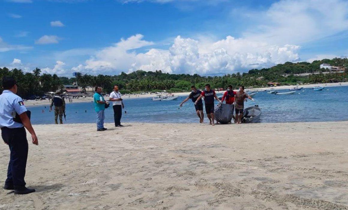 Turista muere ahogada en playa de Oaxaca