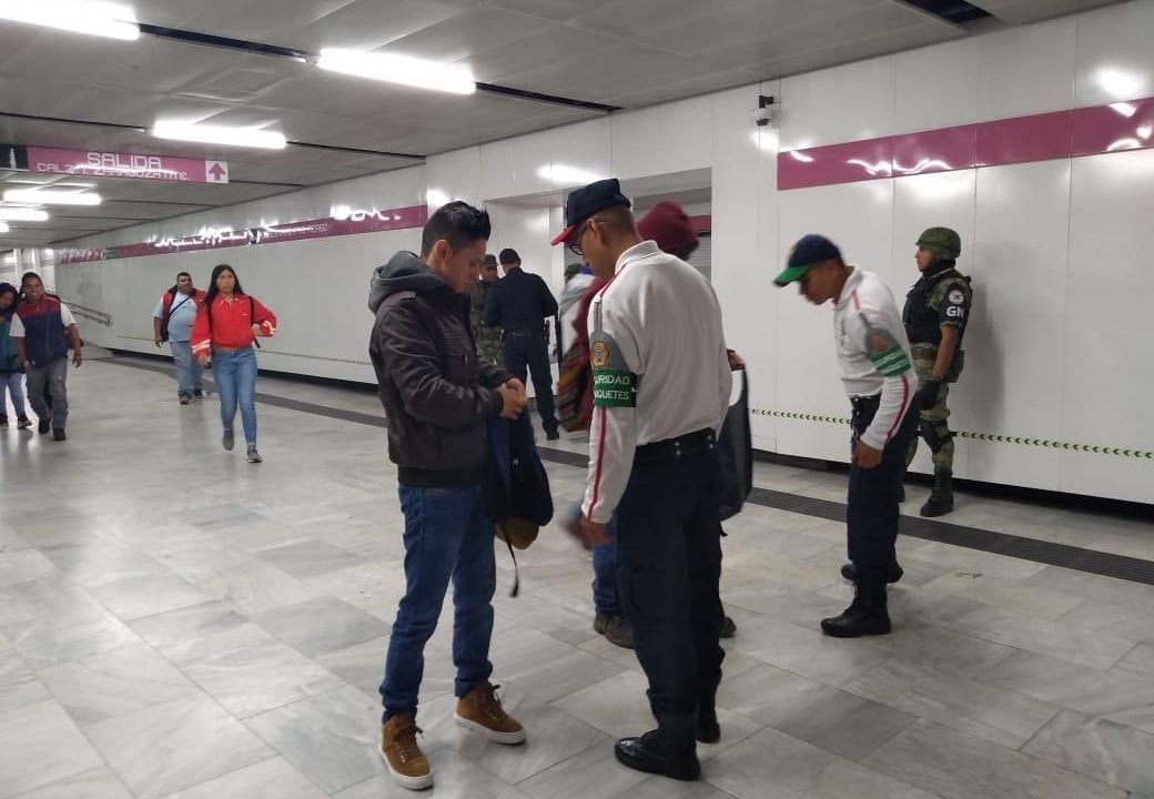 ¿Es legal que la Guardia Nacional pueda revisar tu mochila en el metro y te puedas negar?