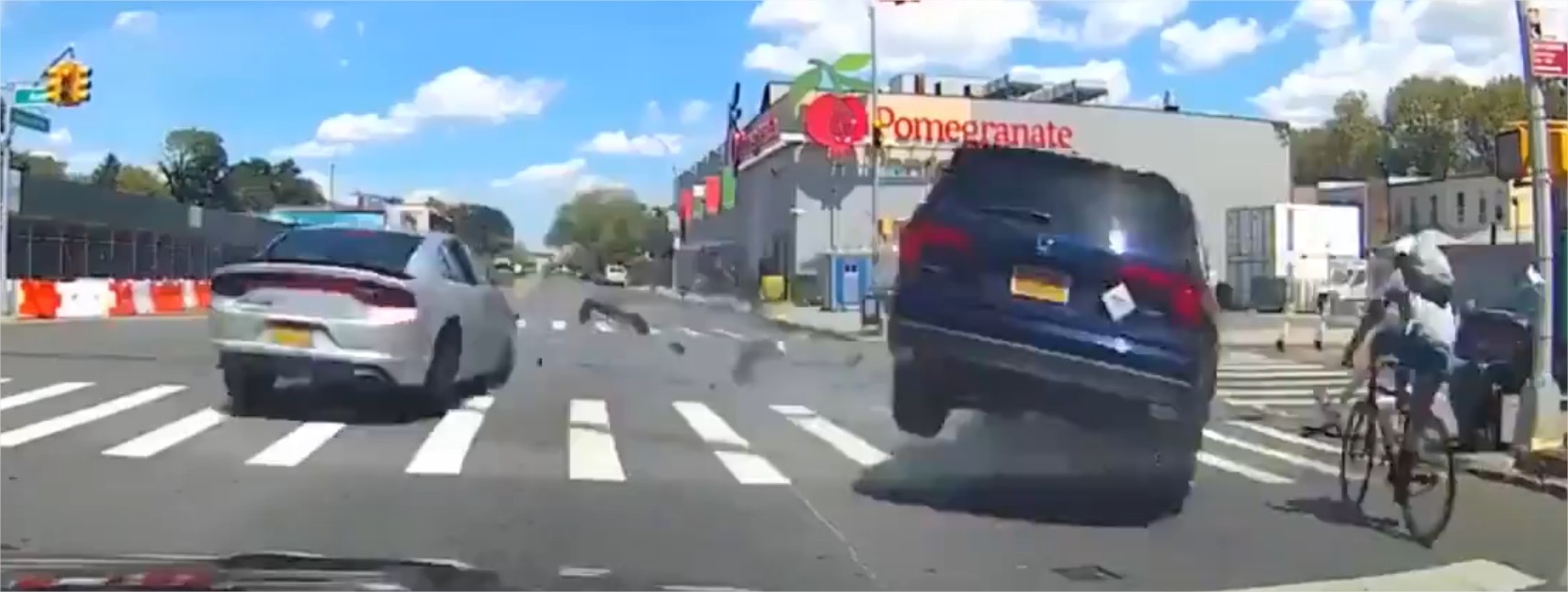 VIDEO | Accidente automovilístico provoca la muerte de ciclista en NY