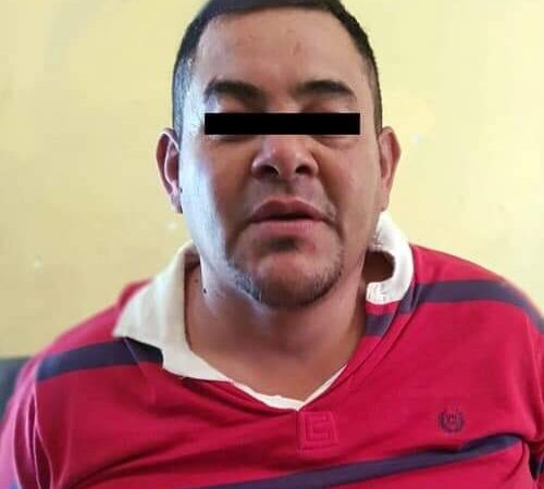 Catea FGJEM inmueble en Zumpango y asegura droga, armas y 100 tarjetas departamentales
