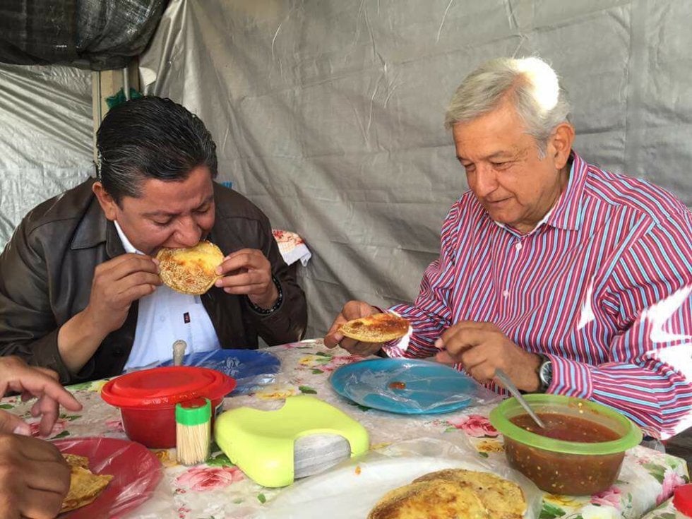 #LonganizaGate es chorizo, el presidente no se la come