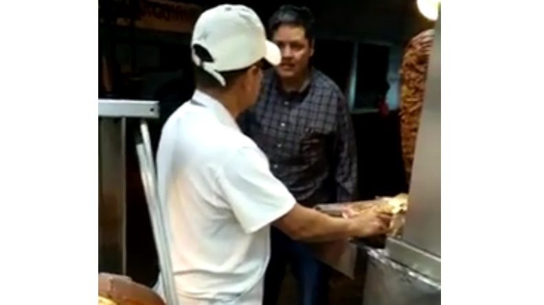 #LordTaco tira trompo de carne al pastor en Tlalpan