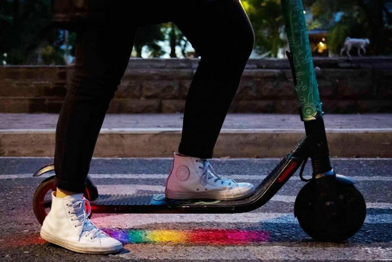 A través de Facebook venden scooters robados de Grin