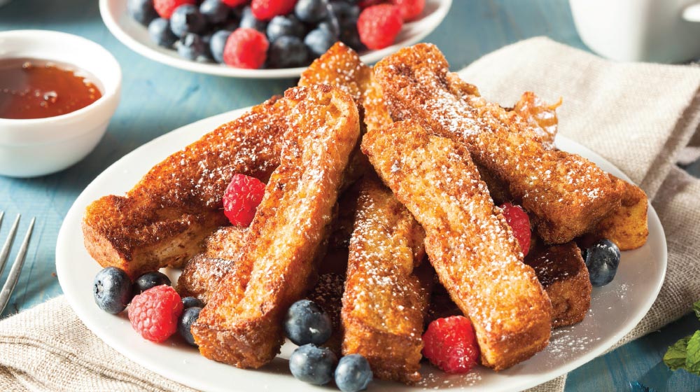 RECETA DESAYUNO: Palitos de pan francés con frutos rojos