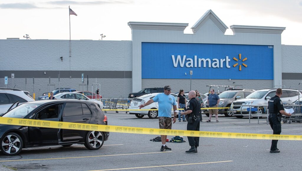 Walmart dejará de vender munición para armas cortas tras tiroteos