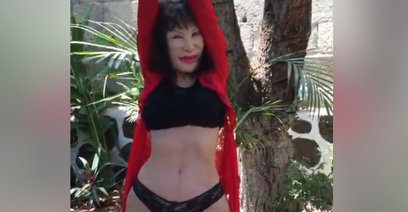 Lin May se quita la bata y demuestra estar mejor que varias mas jovenes