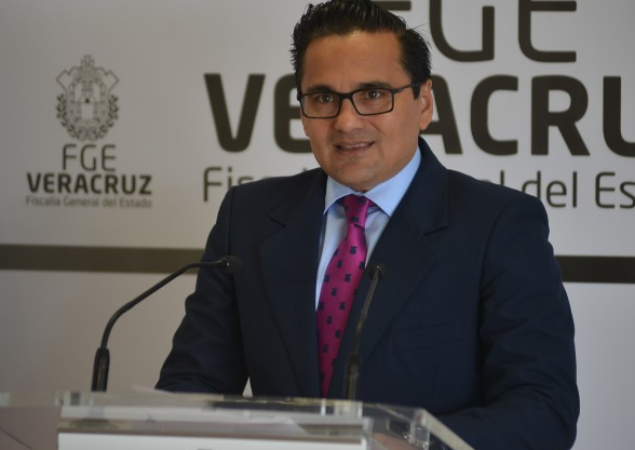 Jorge Winckler es separado temporalmente de su cargo como Fiscal General de Veracruz