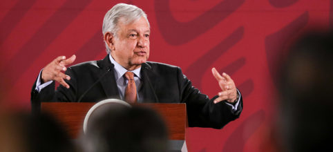 Toca AMLO relación con EEUU en su “tercer” informe