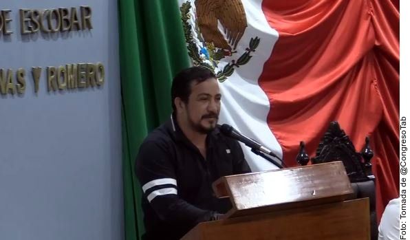 Piden modificar Constitución para reelegir a López Obrador