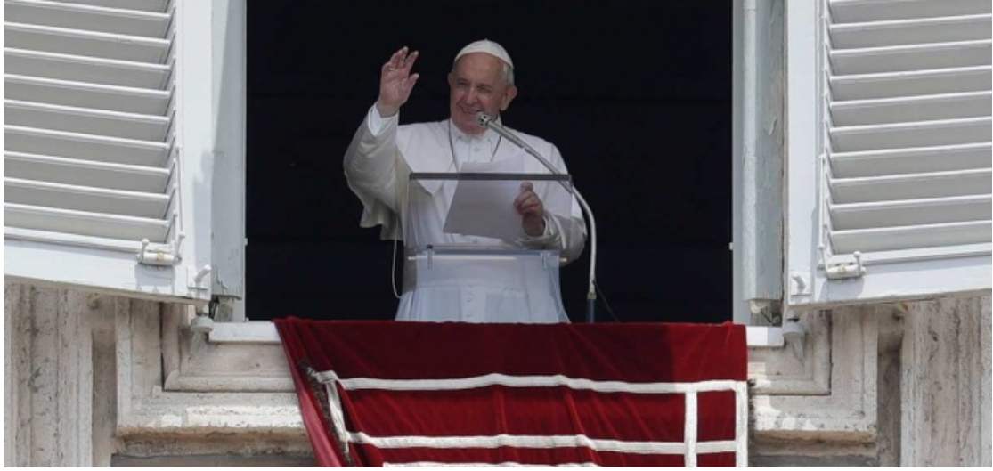 El Papa Francisco lamentó hoy que el mundo sea cada vez más cruel