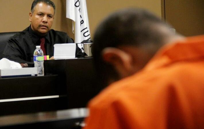 Mando mensajes de contenido sexual a menor y Juez le dictó Vinculación a Proceso