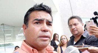 “Es lo malo de sacarlas de la cocina y darles un curul”: Machistas declaraciones de el diputado José Casas