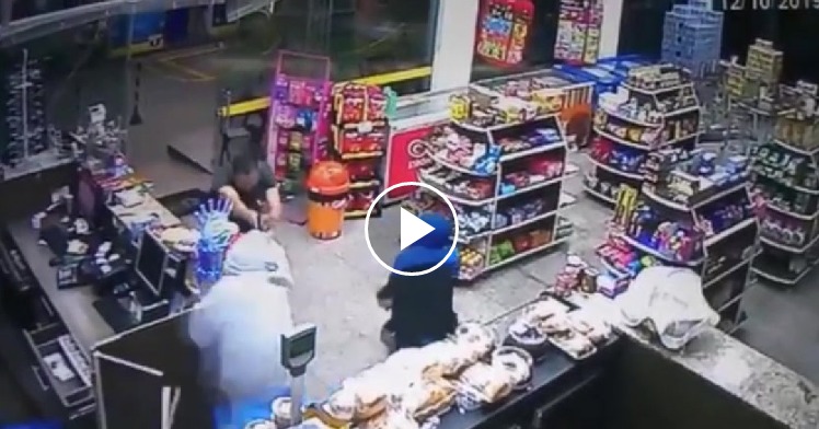 VIDEO | Policía mata a ladrón durante tiroteo en una tiendita