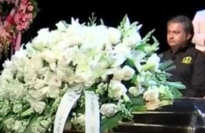 Cenizas de José José no llegaron a México, ataúd estaba vacío, asegura periodista